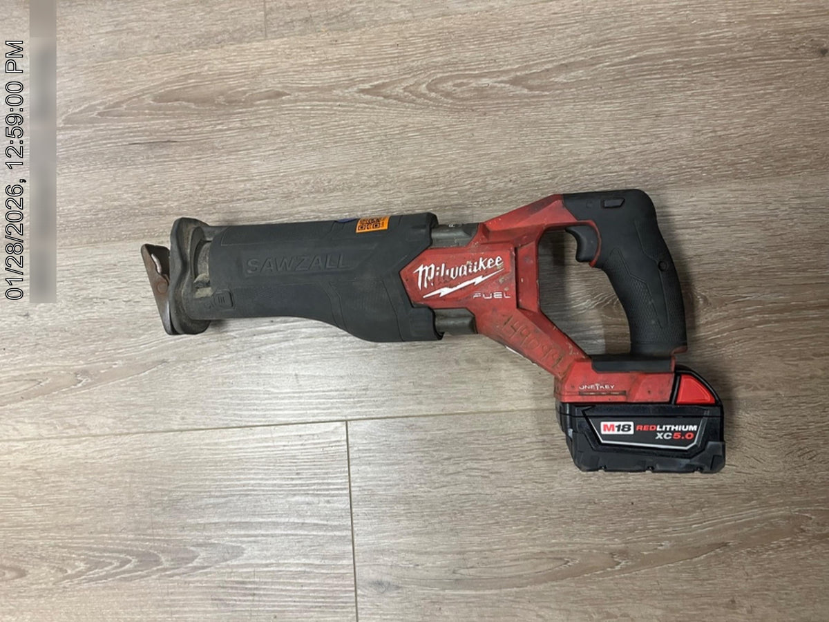 2021 MILWAUKEE 2822-22