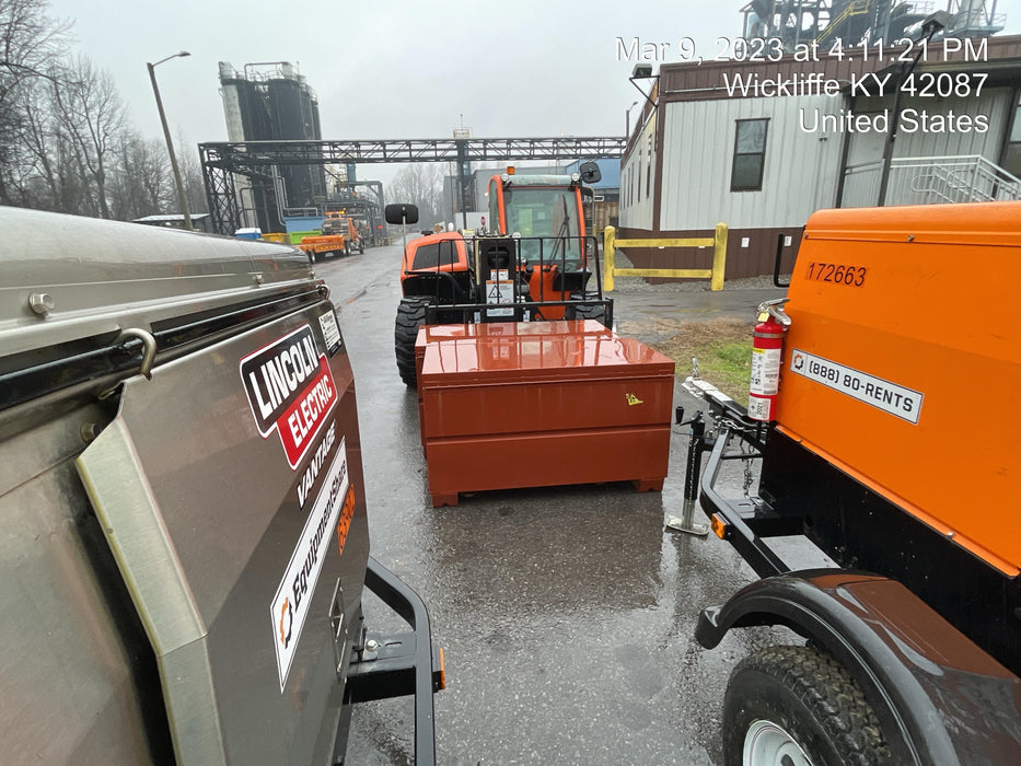 2019 Lincoln Electric Vantage 322 Welder Ready-Pak 3, Two wheel trailer, Fender and Light kit, Cable Rack