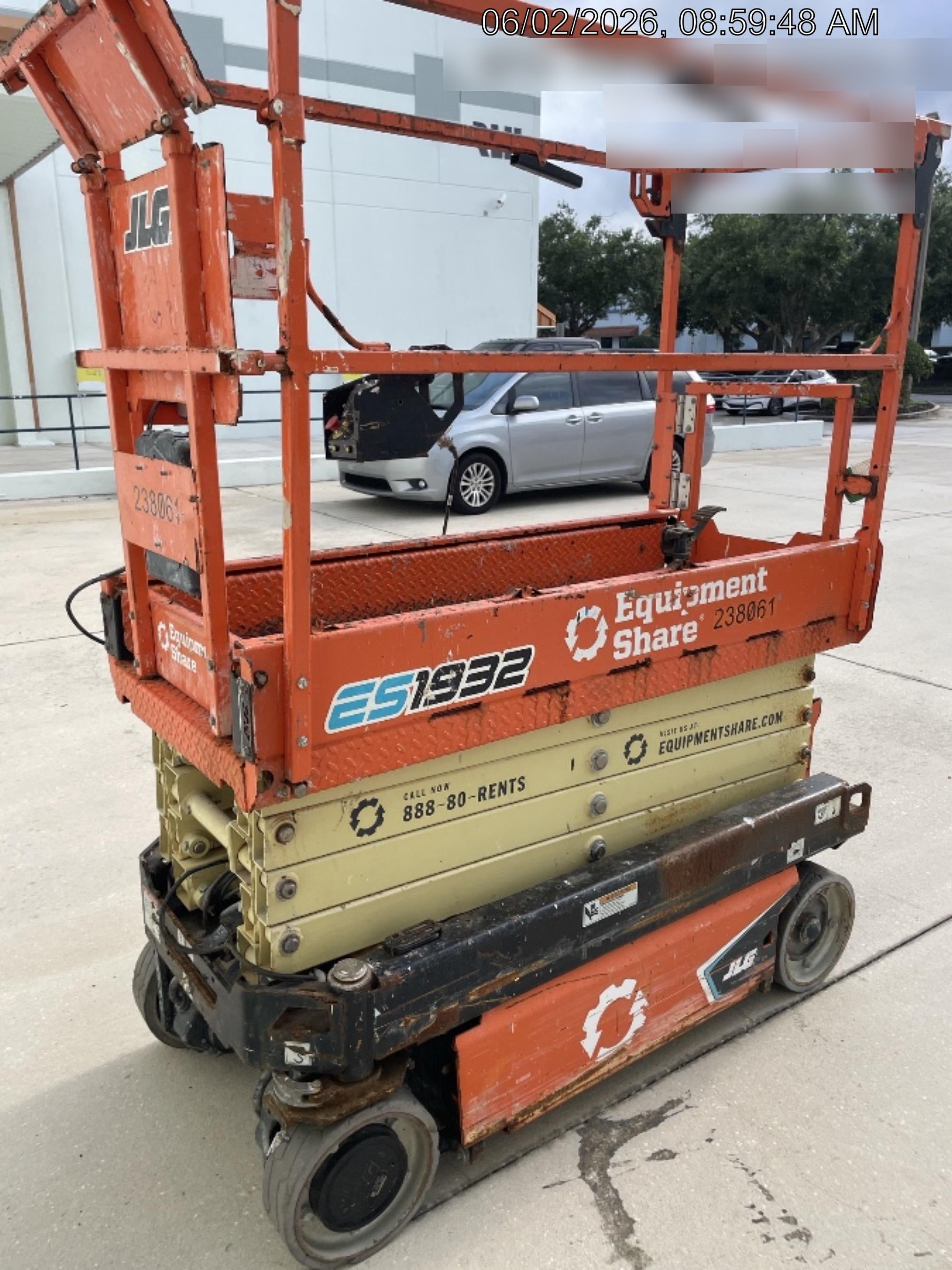 2022 JLG ES1932