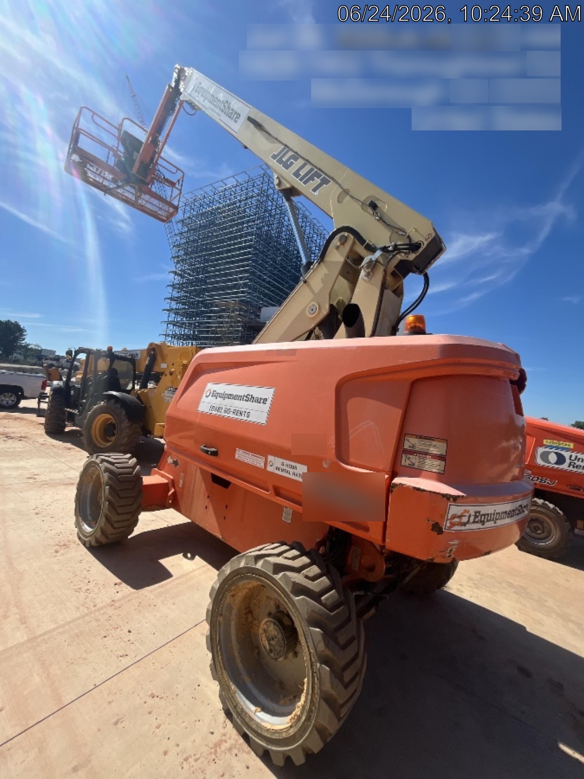 2019 JLG 660SJ