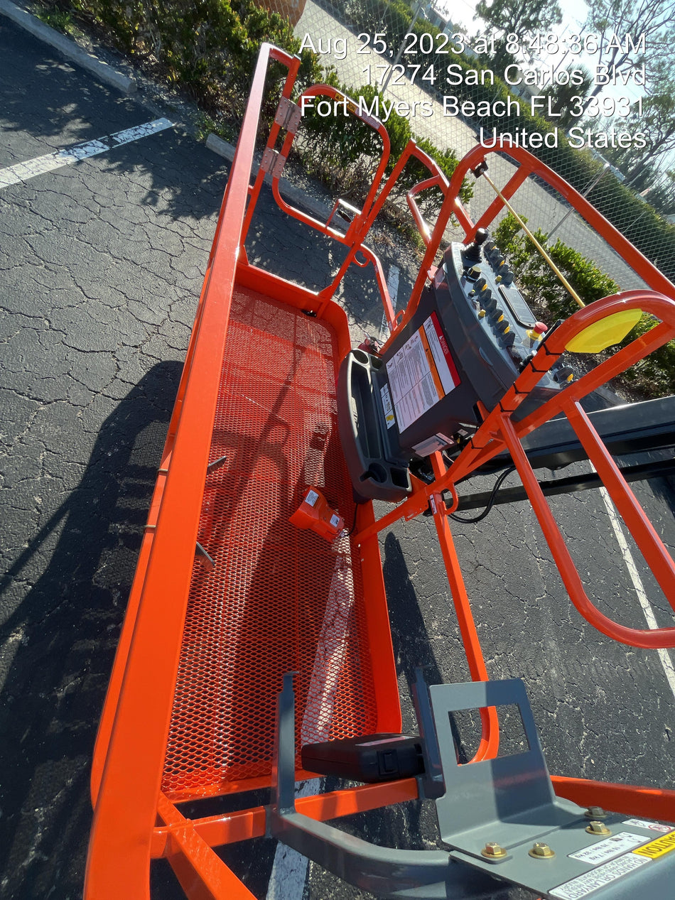 2023 JLG 460SJ