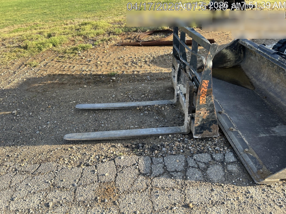 2022 ARROW MATERIAL HANDLING 48" Pallet Forks - Arrow