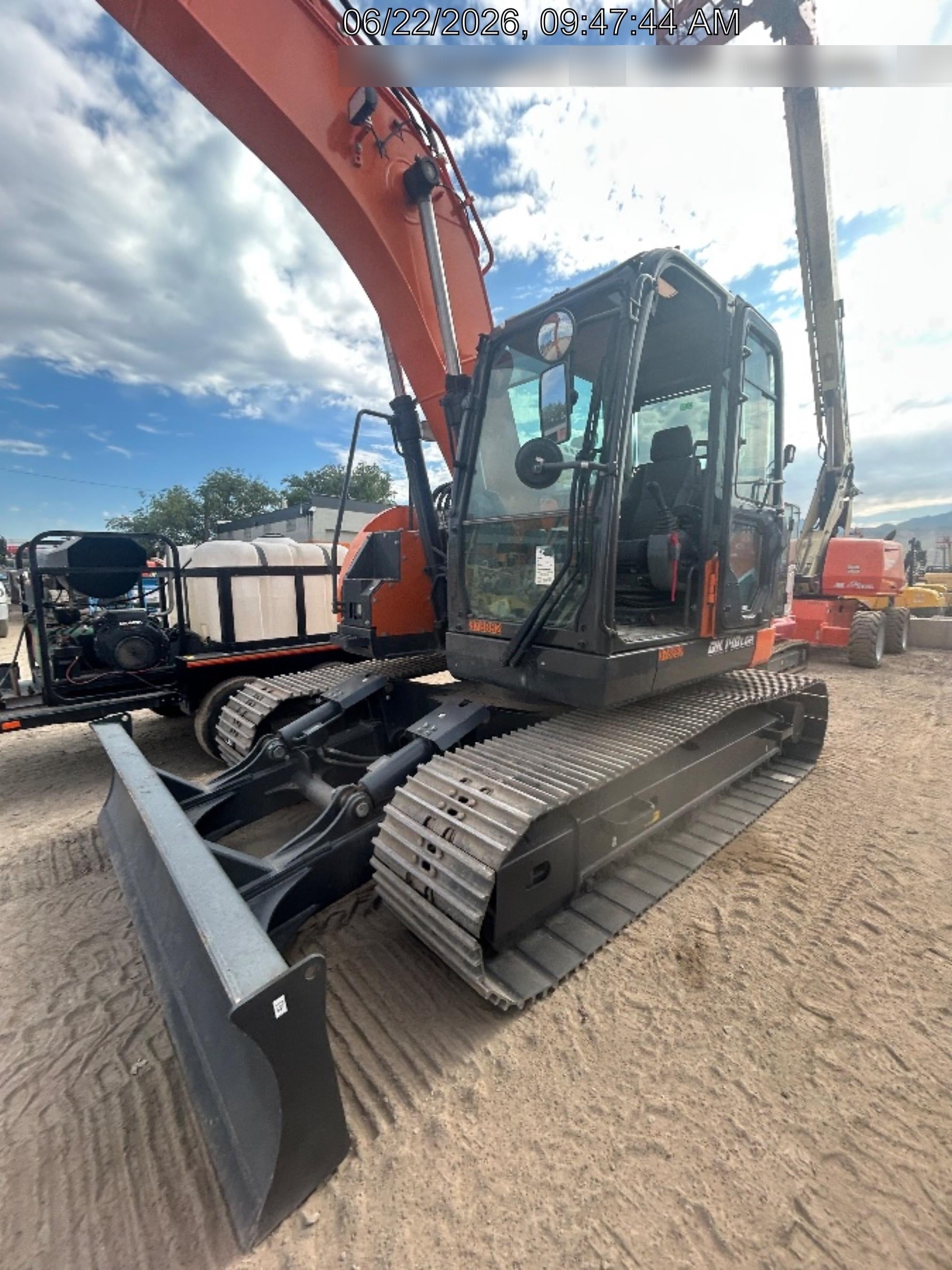 2022 DOOSAN DX140LCR-7
