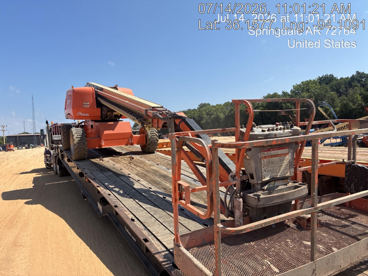 2023 JLG 660SJ