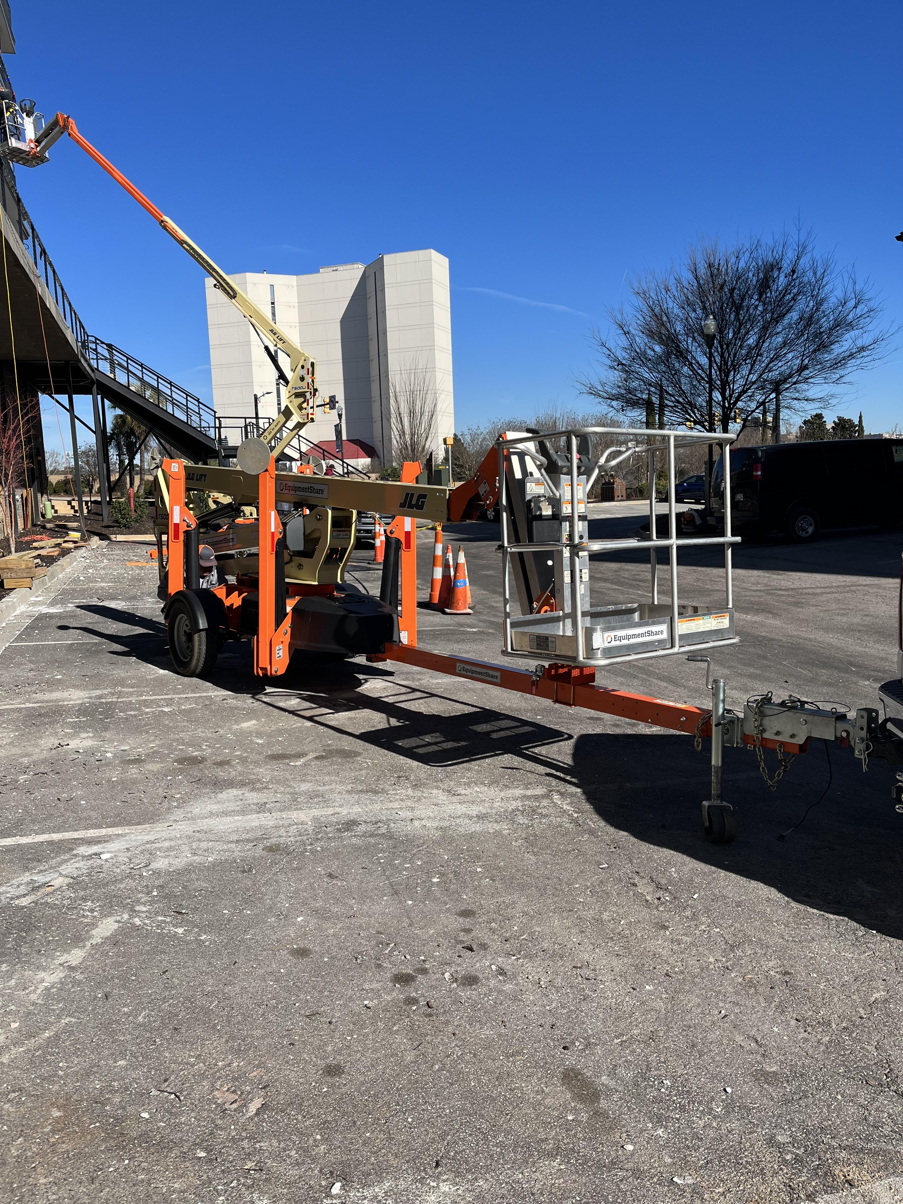 2022 JLG T500J