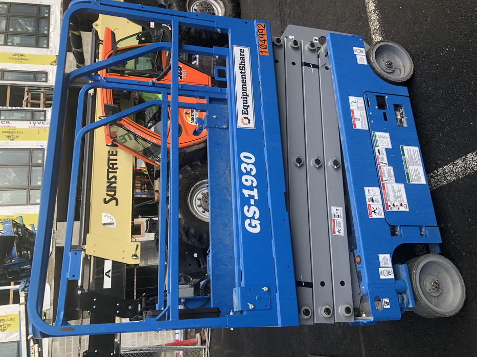 2020 Genie GS-1930 Fixed rails with chain entry gate - Pre A92.20, 800W Inverter