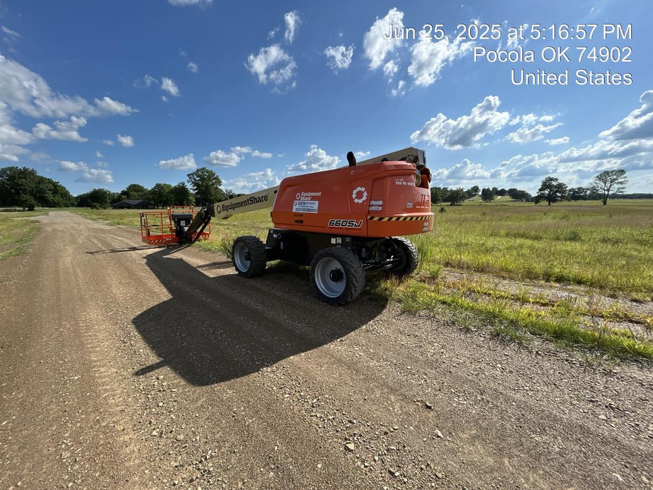 2025 JLG 660SJ