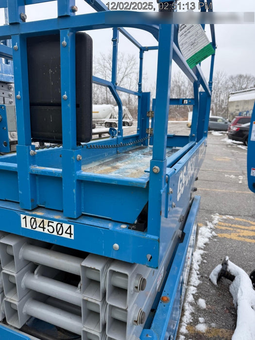 2020 Genie GS-2632 Solid NM Tires, Folding Rails with Half-Height Swing Gate, Beacon