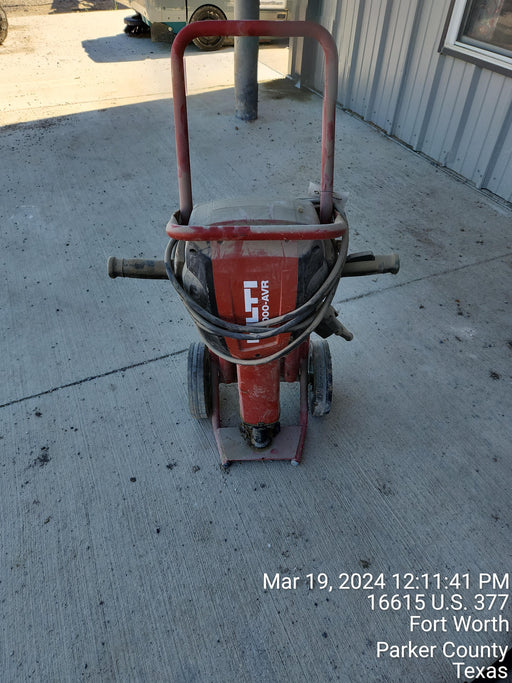 2020 HILTI TE 3000-AVR