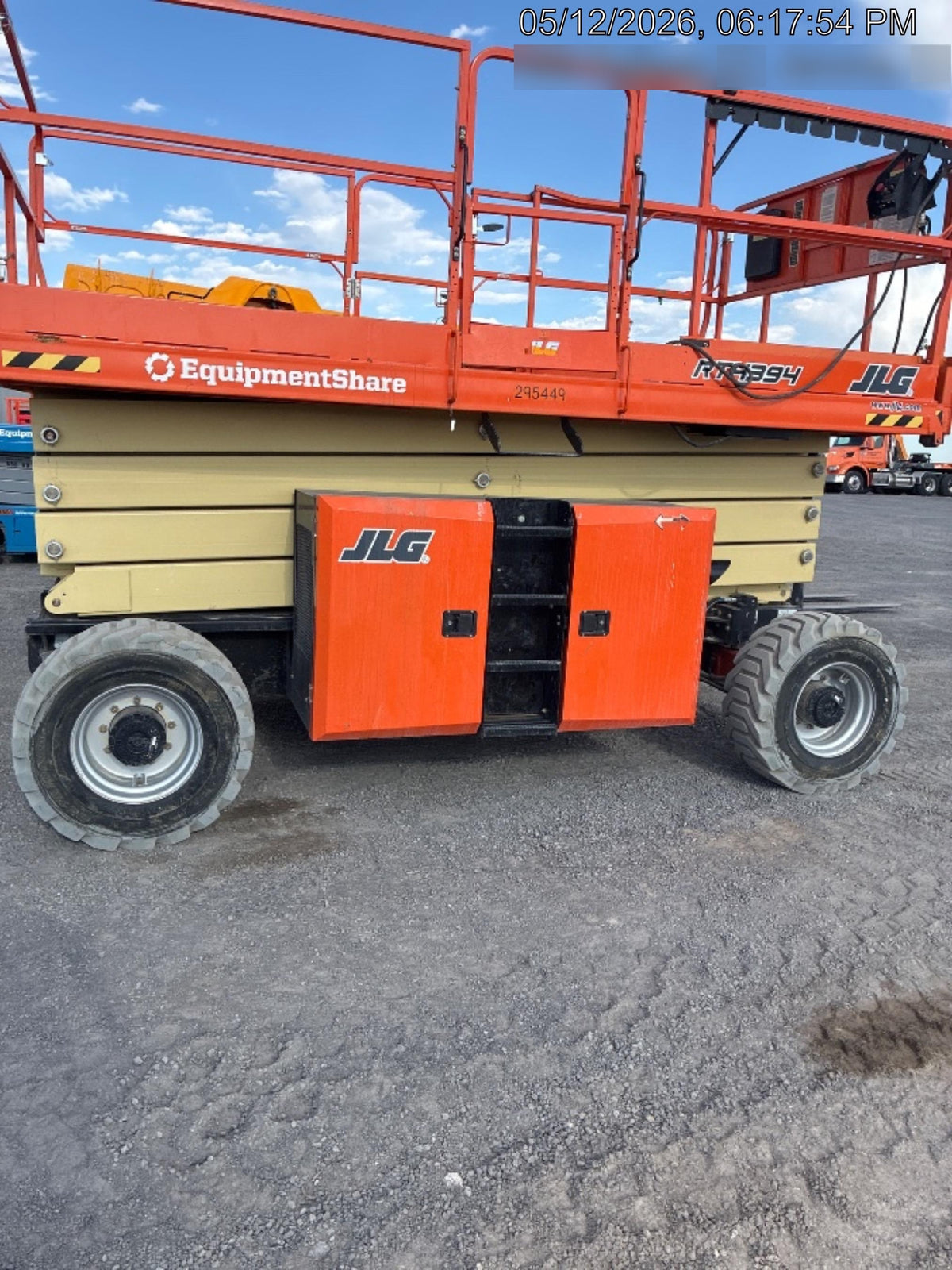 2023 JLG RT4394