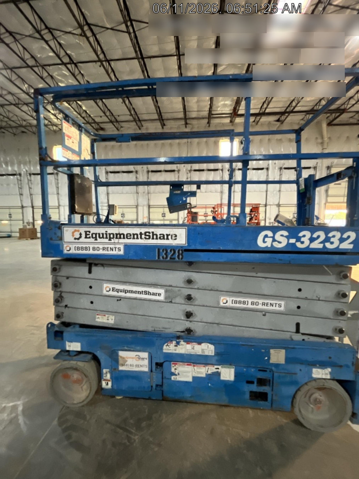 2016 Genie GS-3232 32' Narrow Scissor Lift