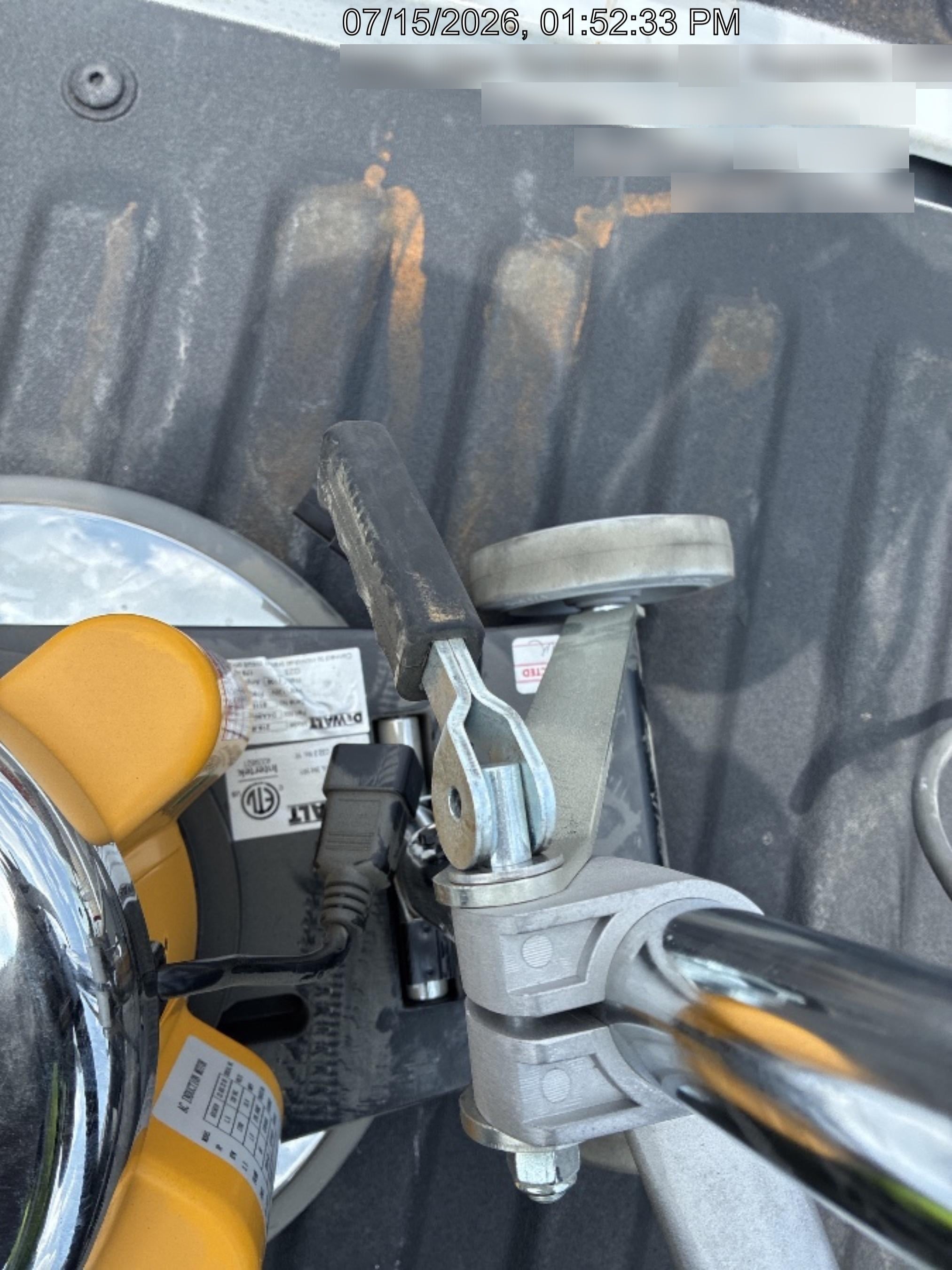 2024 DEWALT 216-RS