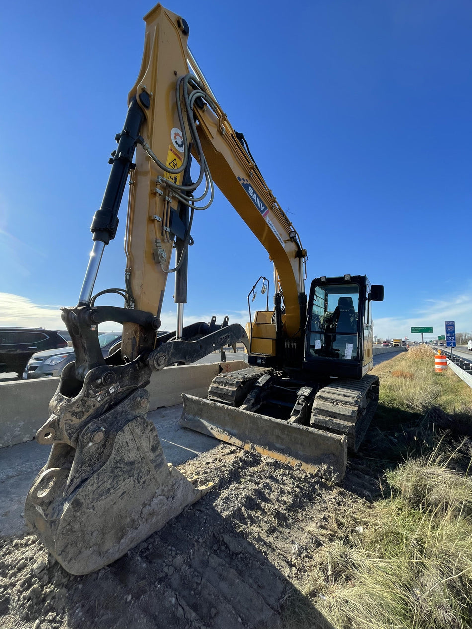 2022 JLG ES3246