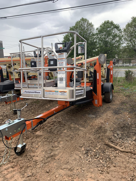 2022 JLG T350