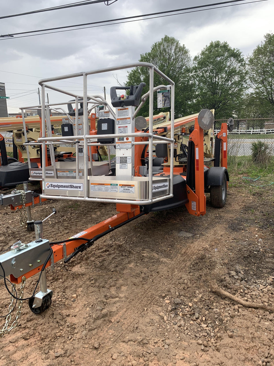 2022 JLG T350