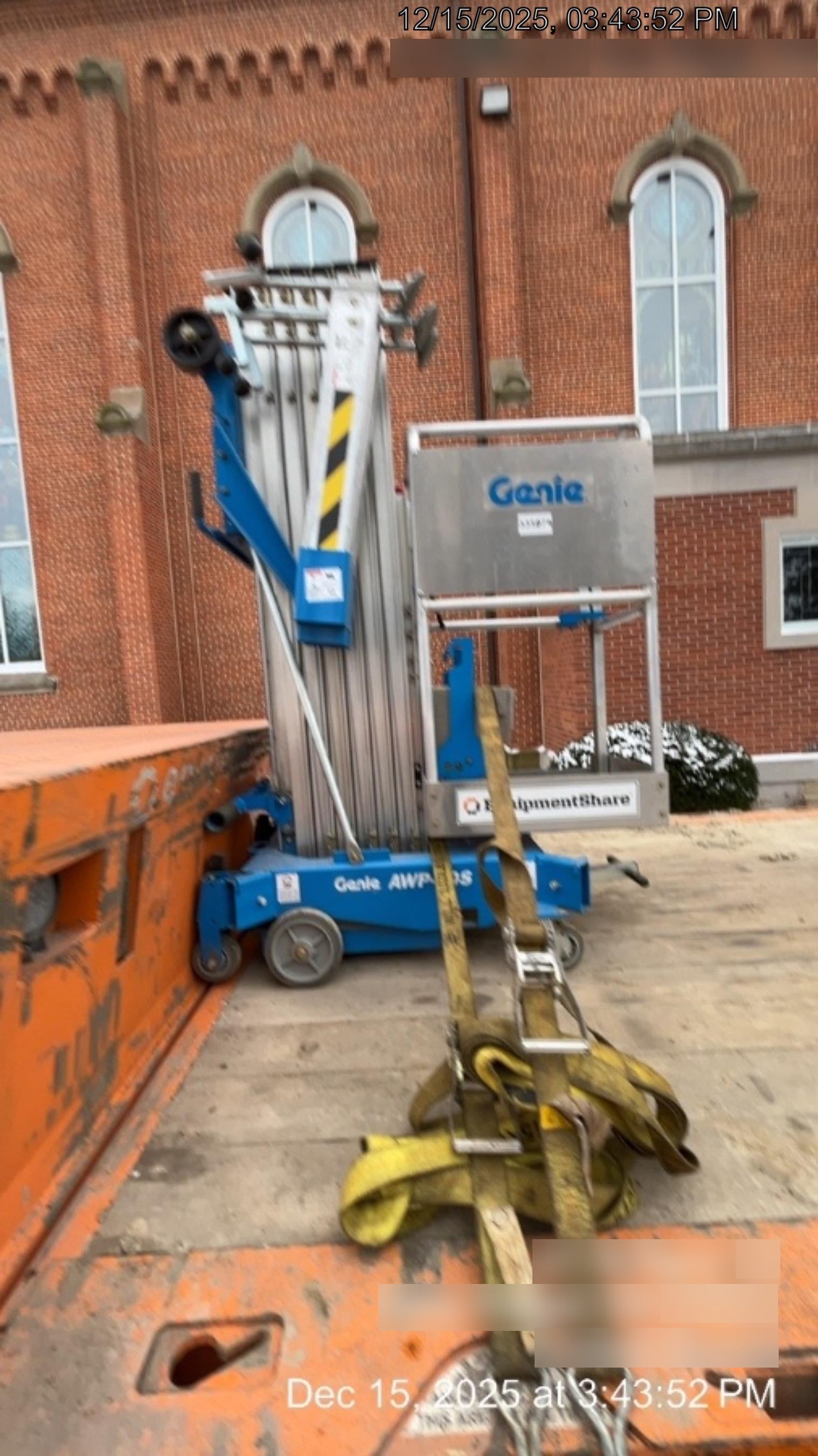 2023 GENIE AWP-30S DC