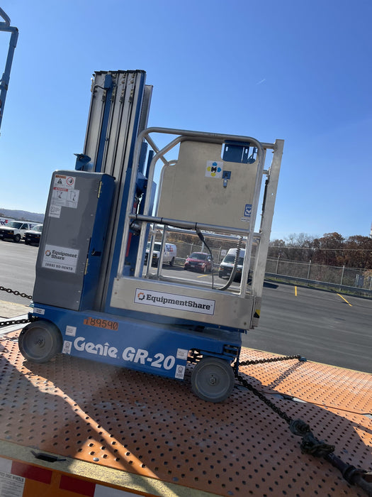 2021 GENIE GR-20