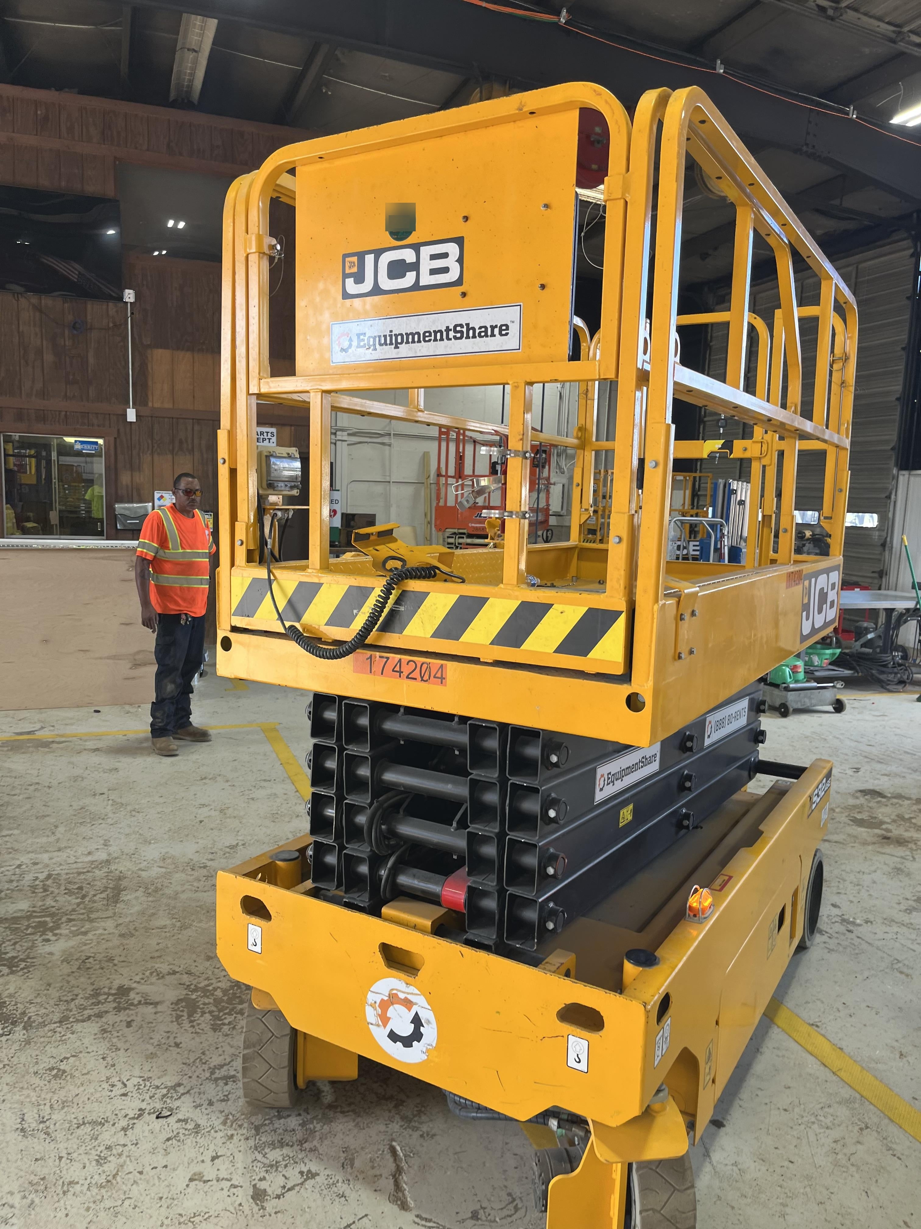2021 JCB S3246E