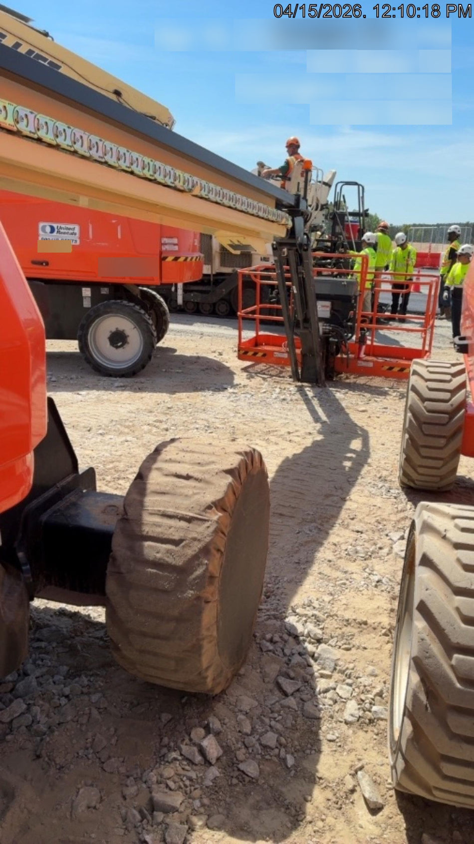 2025 JLG 660SJ