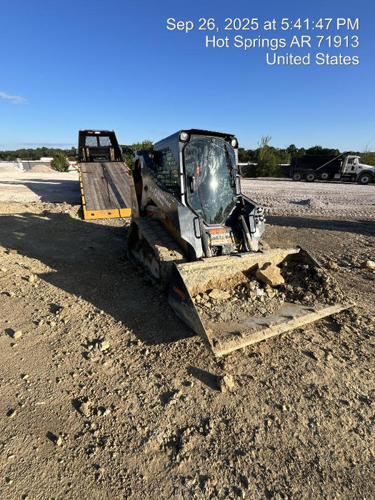 2025 JOHN DEERE 72" Skid Loader Bucket - John Deere C72