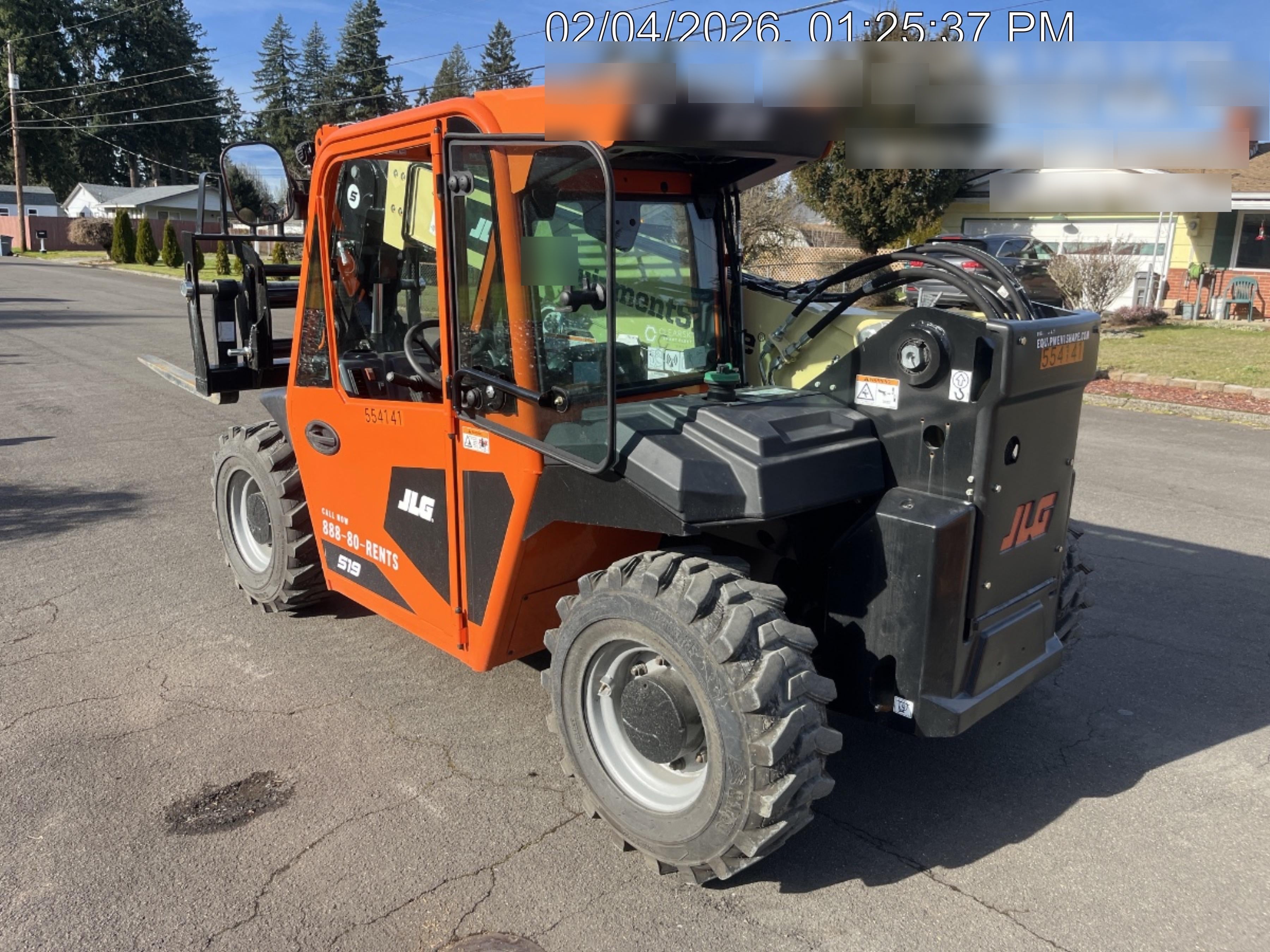 2025 JLG 519