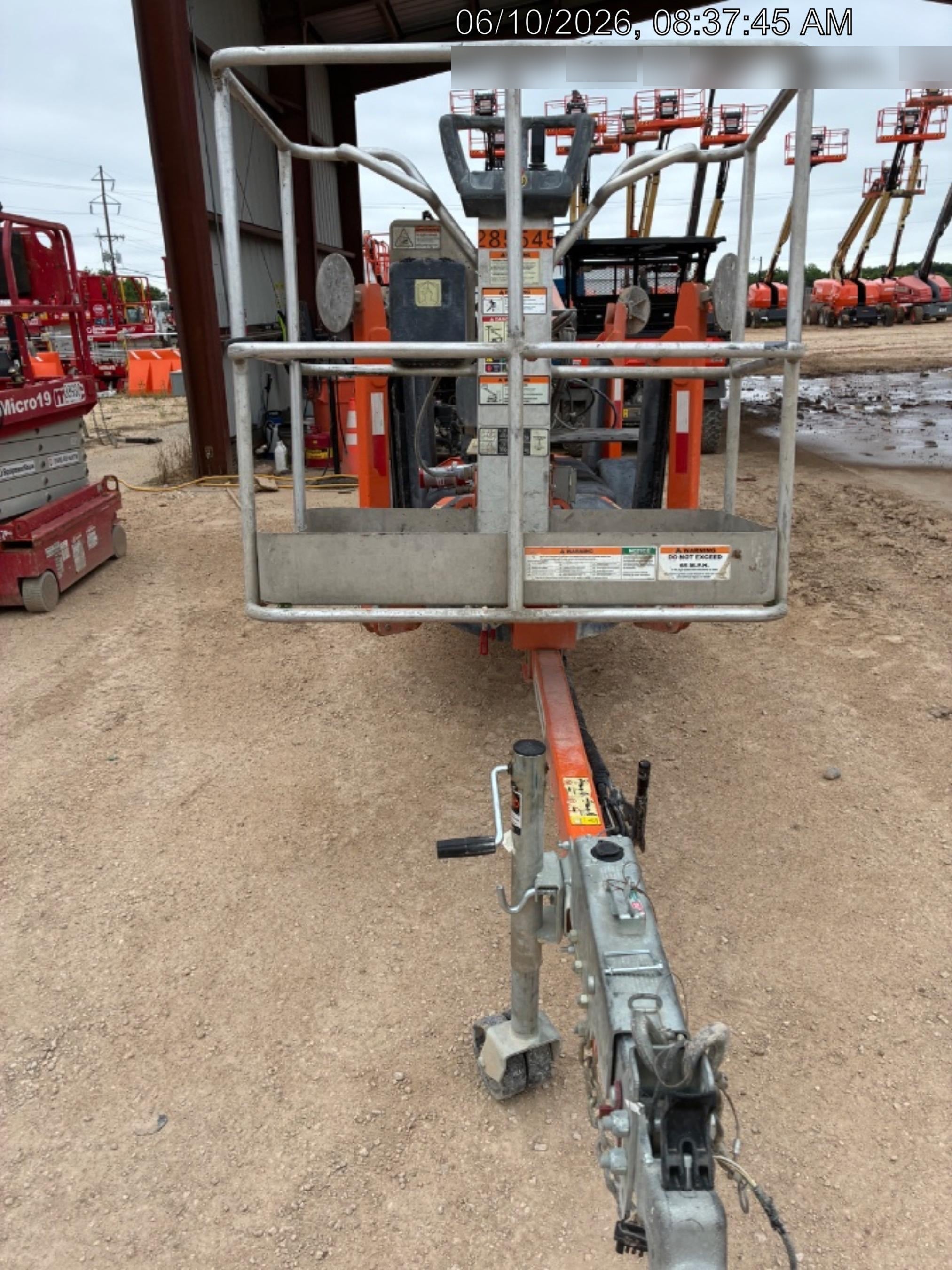 2022 JLG T350