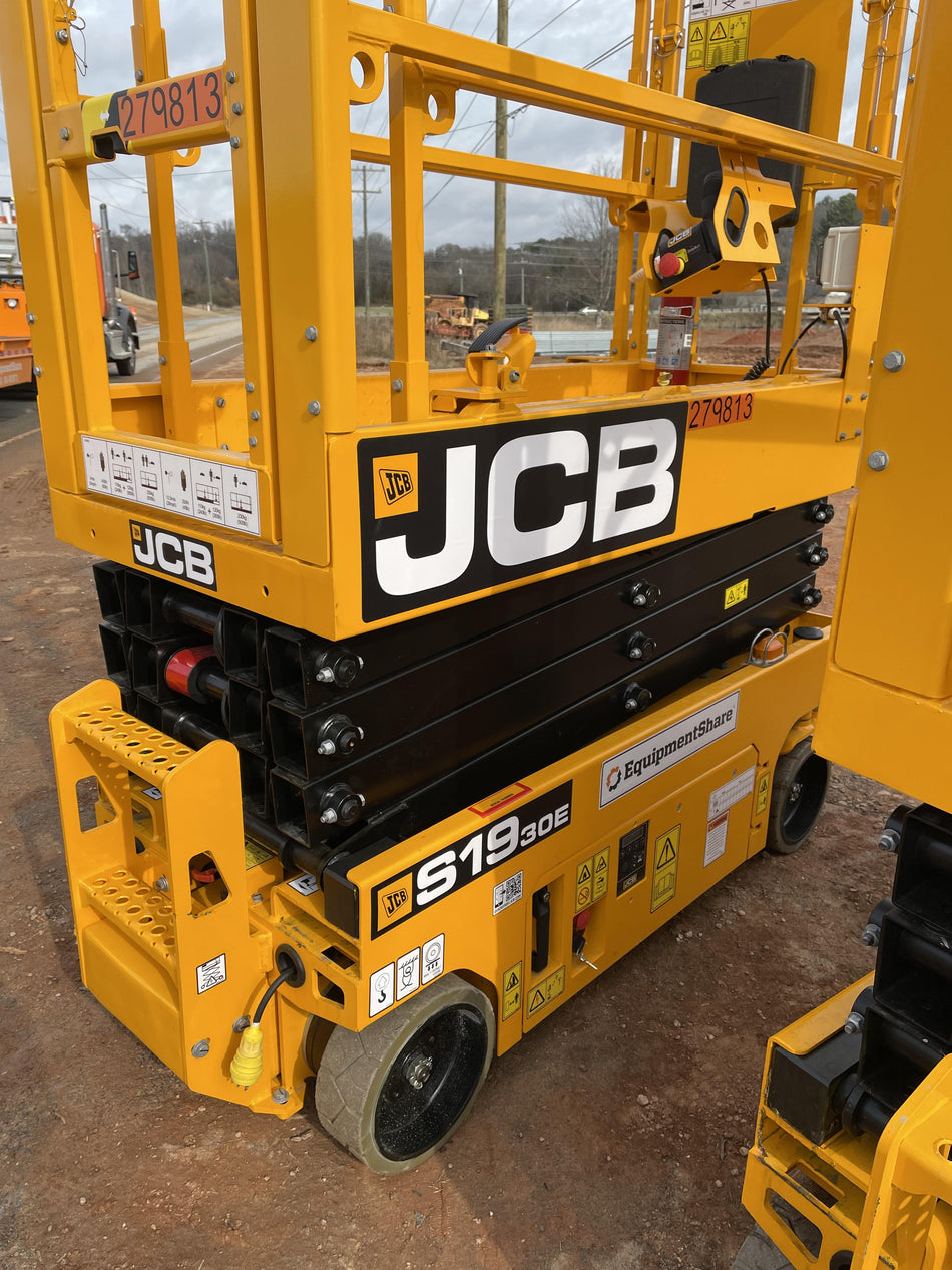 2023 JCB S1930E