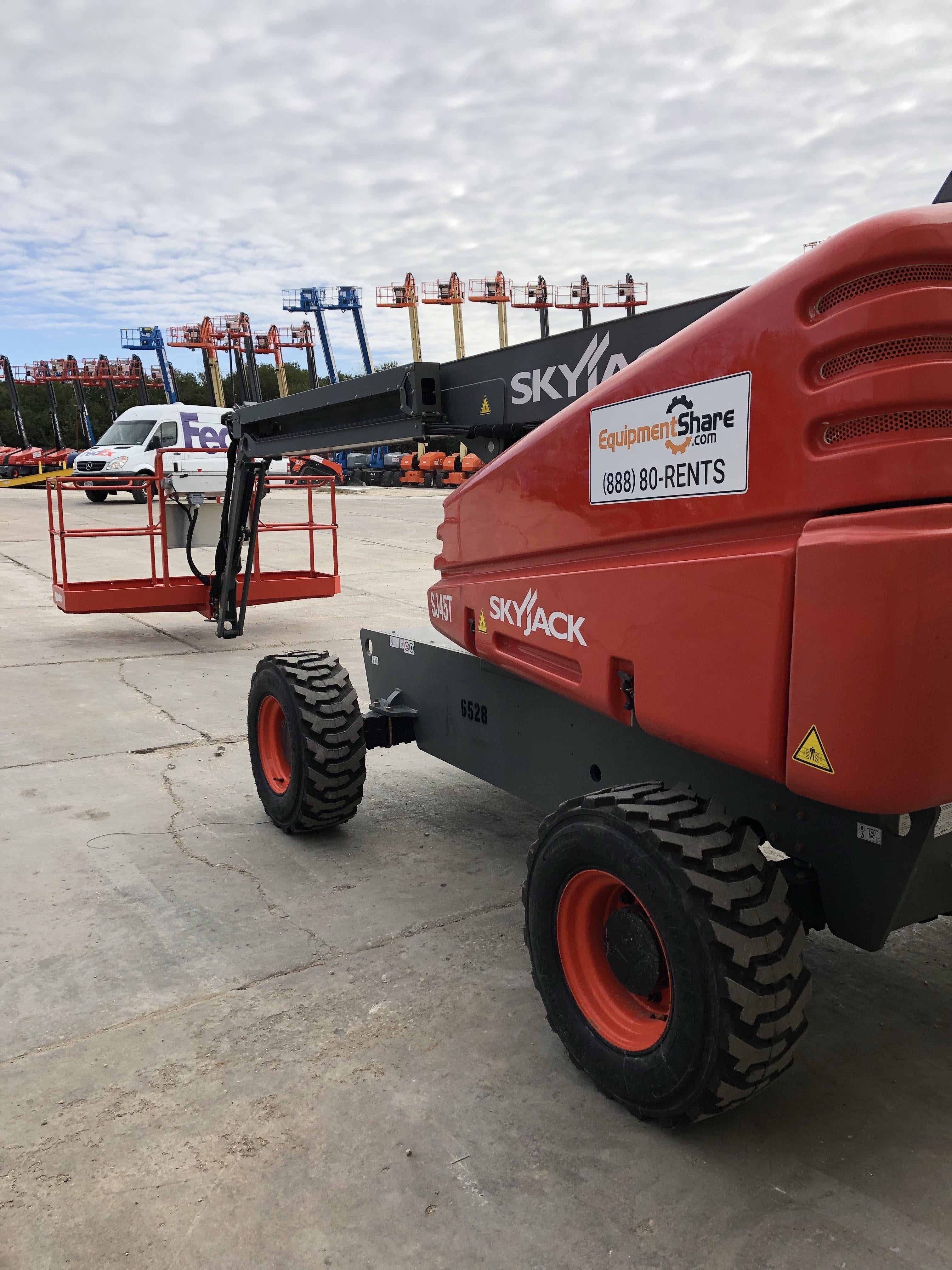 2017 SKYJACK SJ45T+
