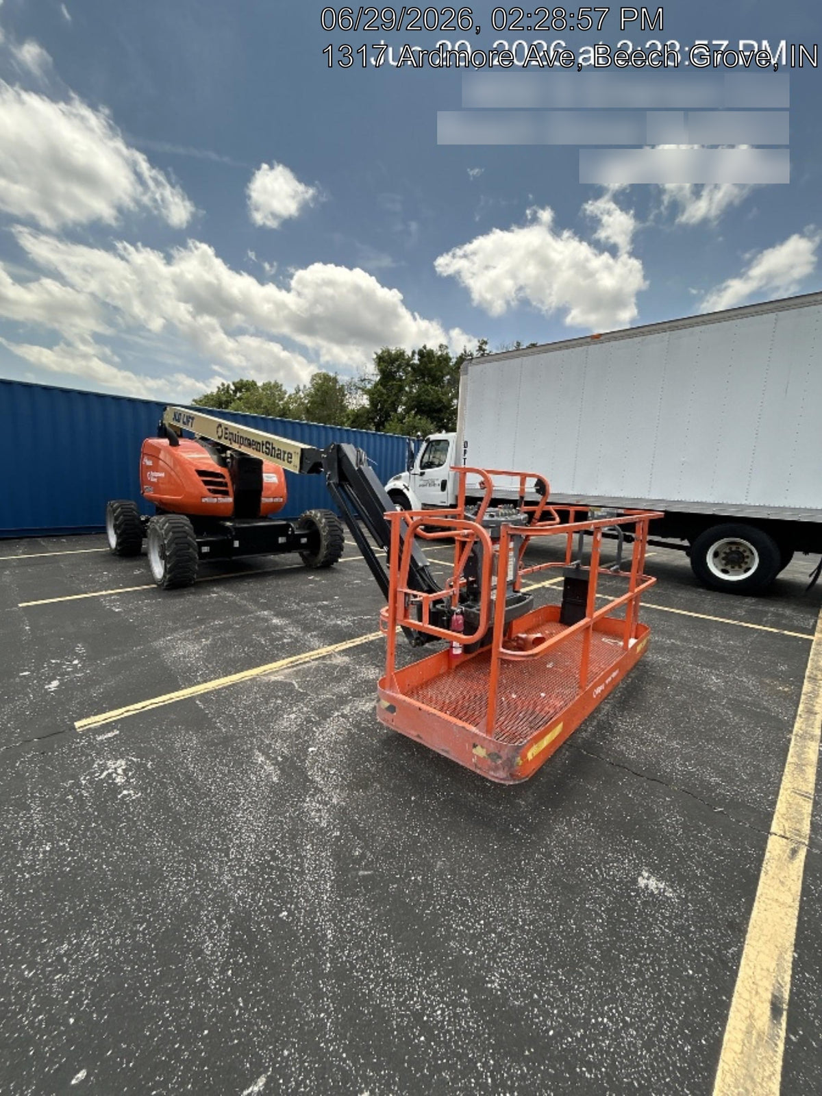 2023 JLG 600AJ