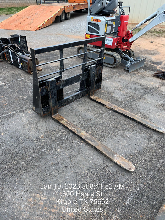 2022 ARROW MATERIAL HANDLING 48" Pallet Forks - Arrow