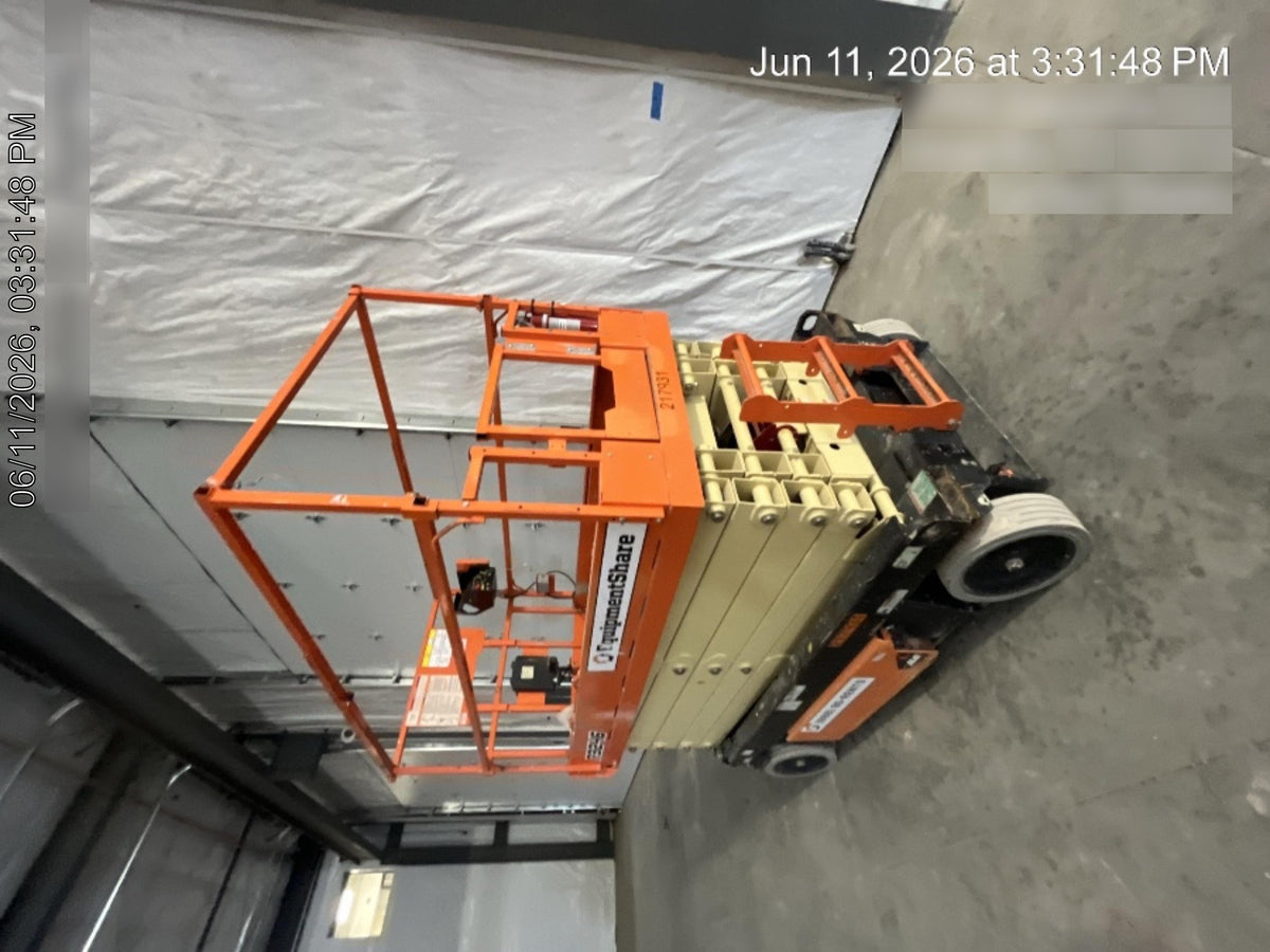 2022 JLG R3246
