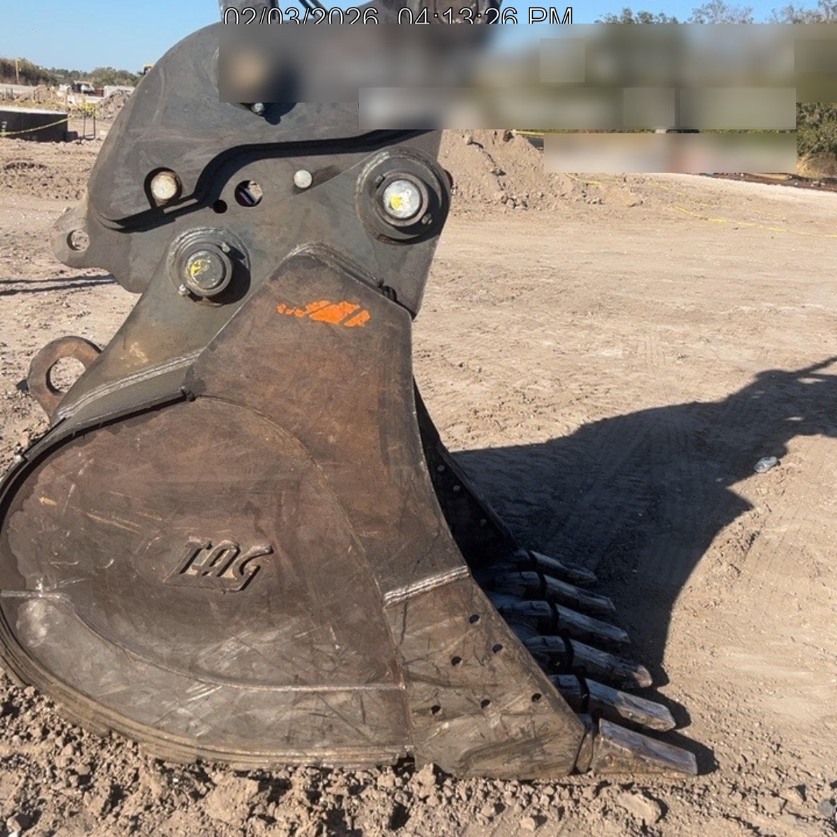 2025 CASE 48" Bucket 56-65K - Case