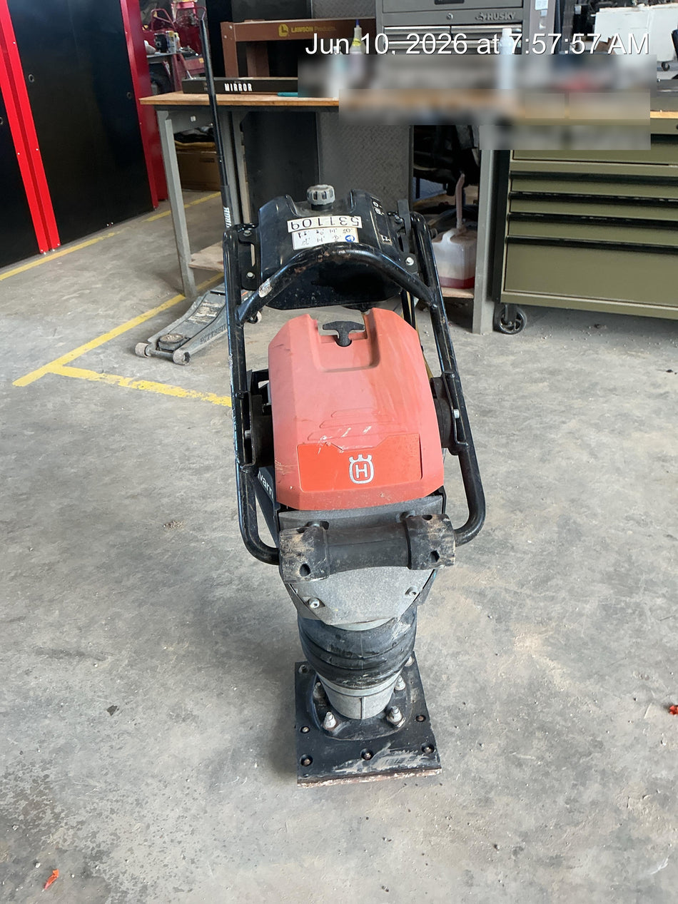 2025 HUSQVARNA LT6005