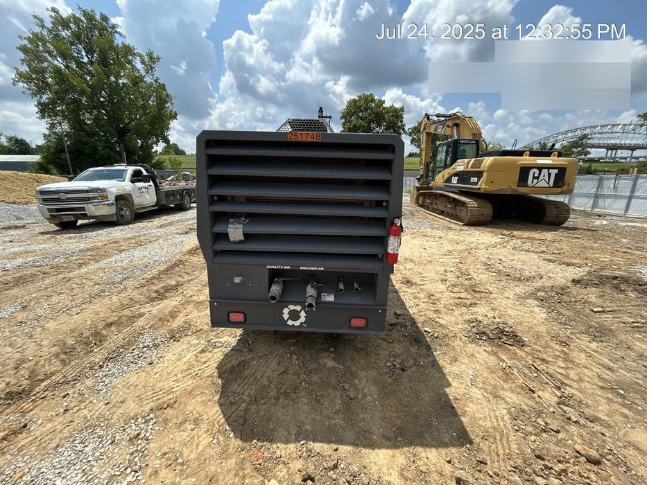 2022 ATLAS COPCO XAS 900