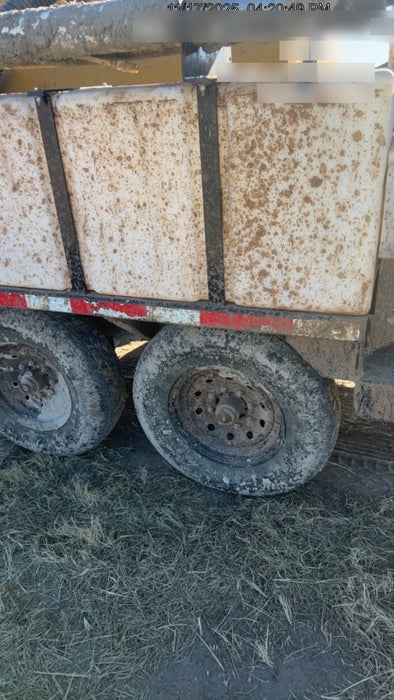 2022 Vac-Tron LP573XDT T4 Koehler Diesel Engine, 500 Gallon Debris Tank, x2 100 Gallon Water Tanks