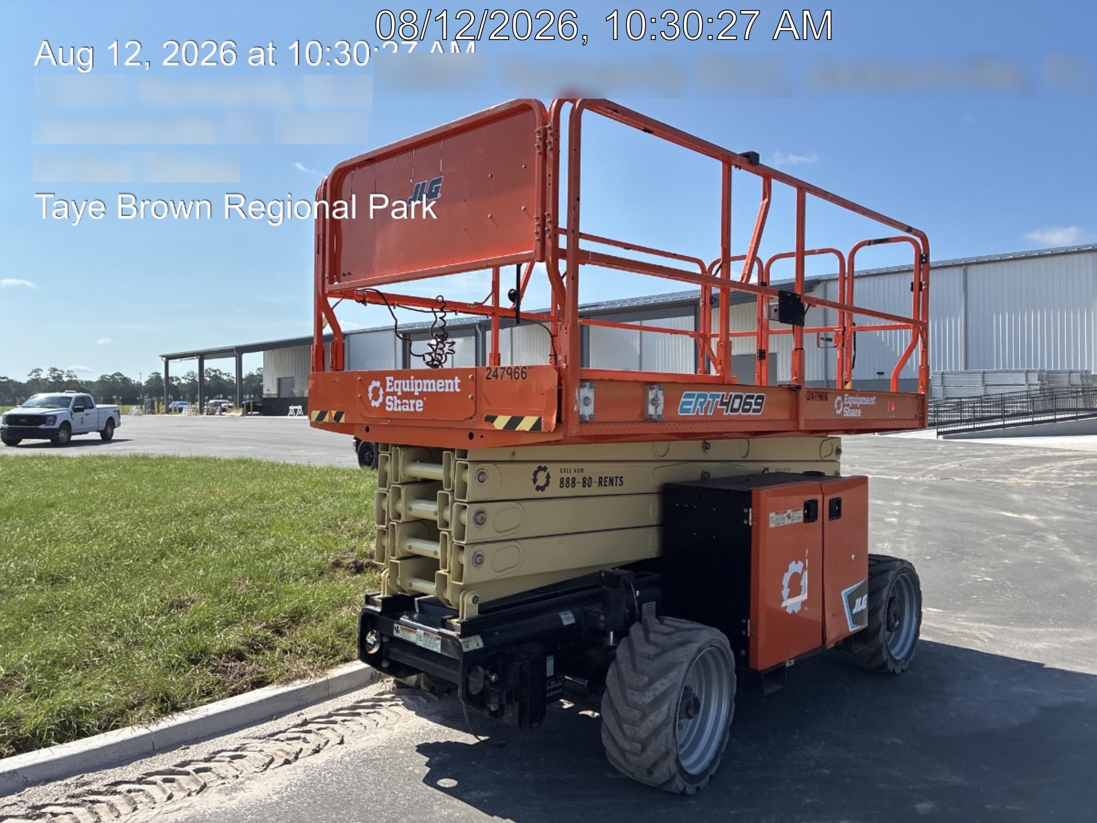 2022 JLG ERT4069