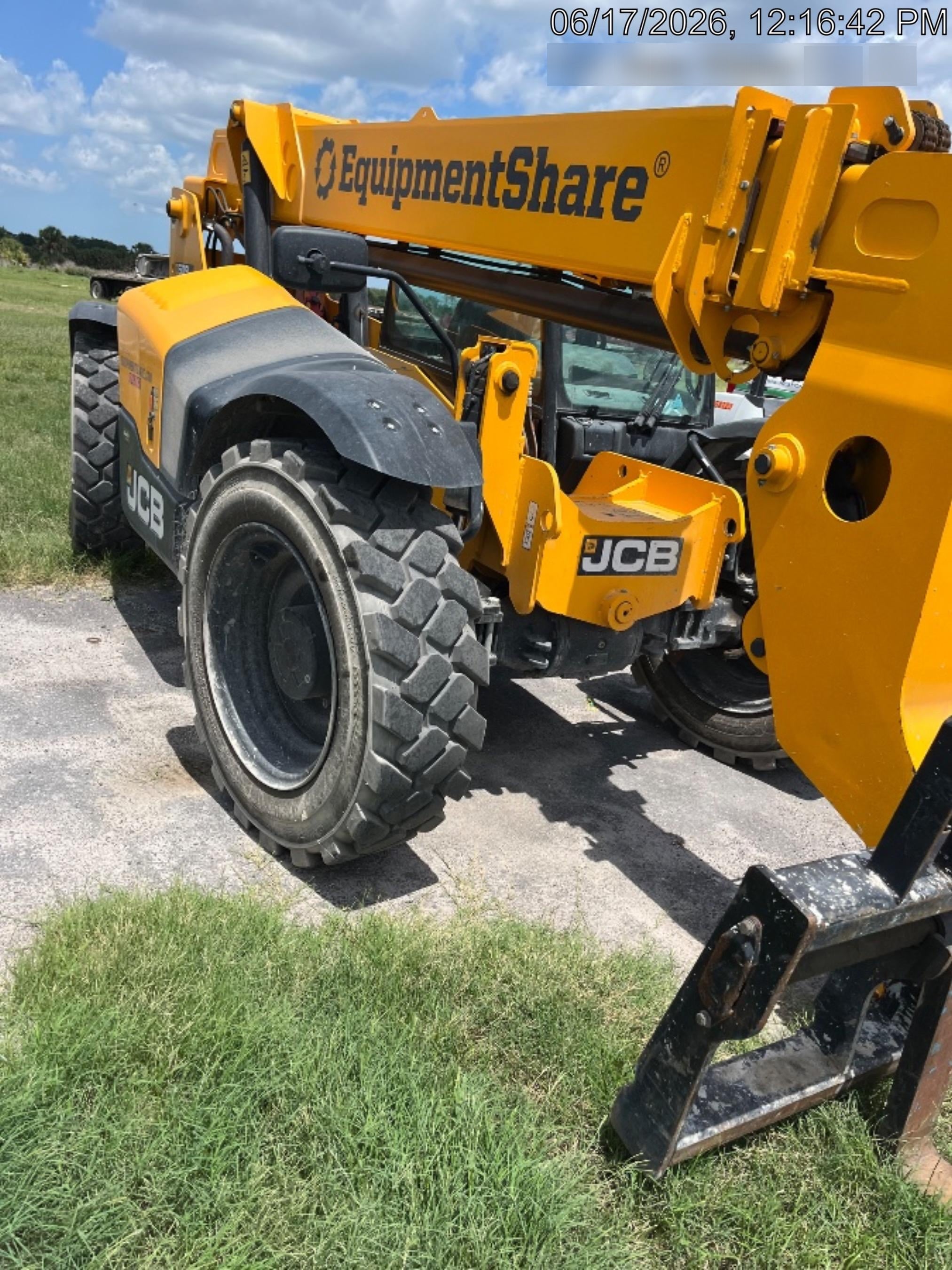 2025 JCB 509-42