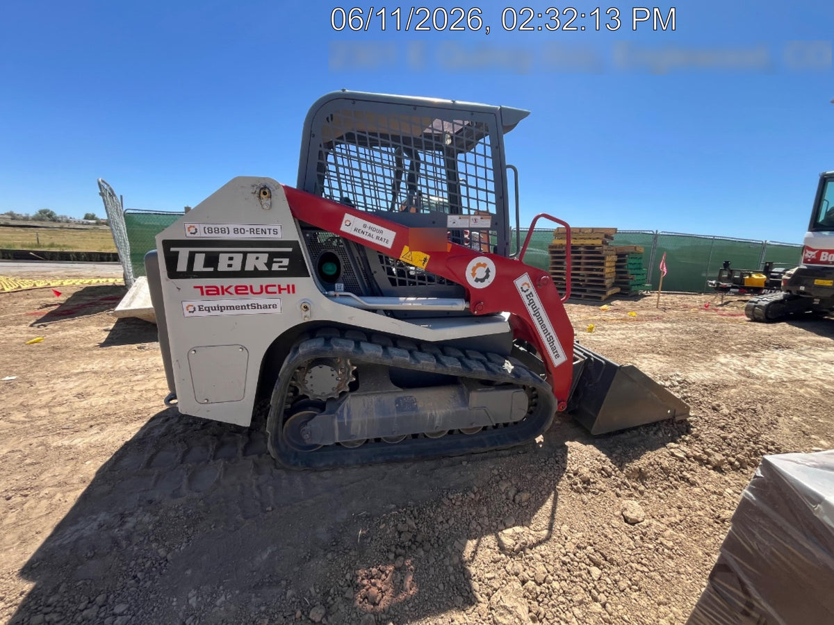 2022 TAKEUCHI TL8R2-R