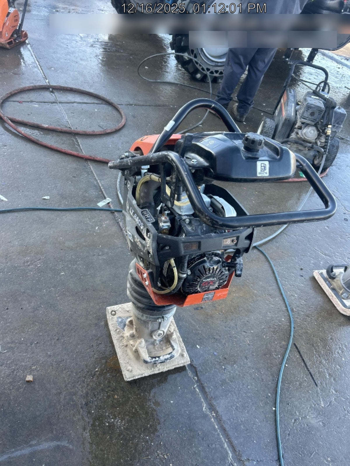2025 HUSQVARNA LT6005