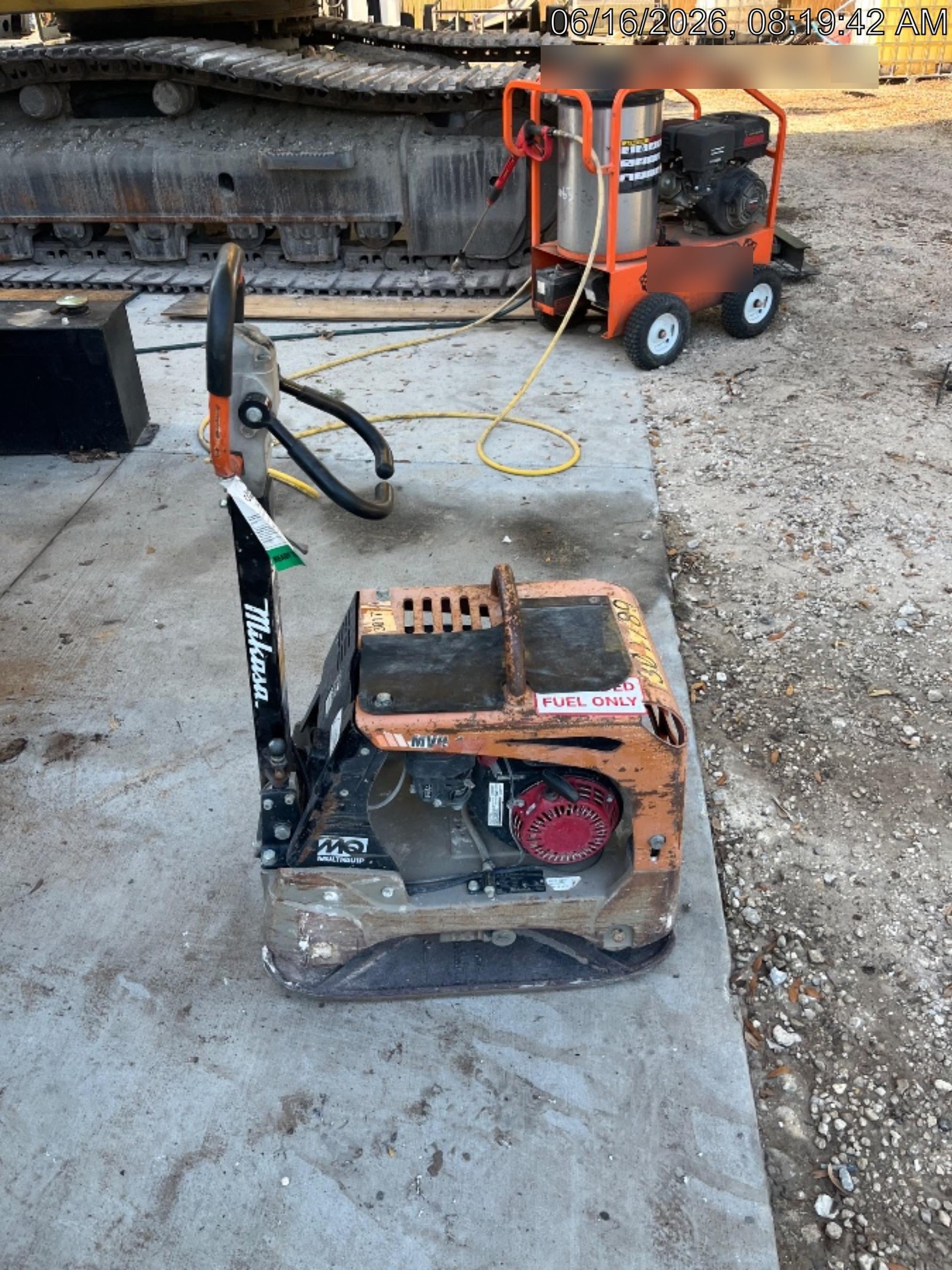 2023 Multiquip MVH158 Honda GX200, 17" Plate, Gas