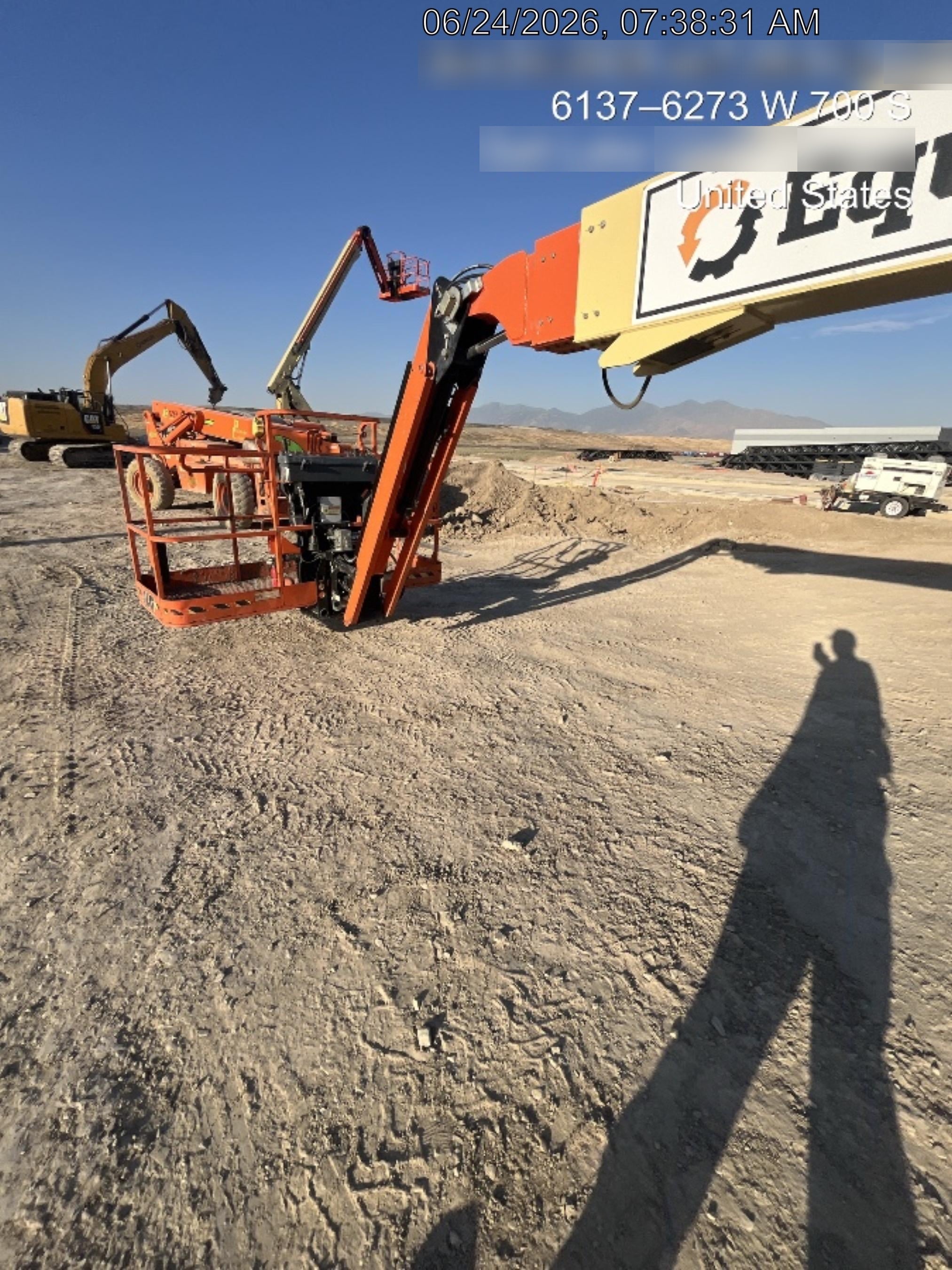 2020 JLG 660SJ