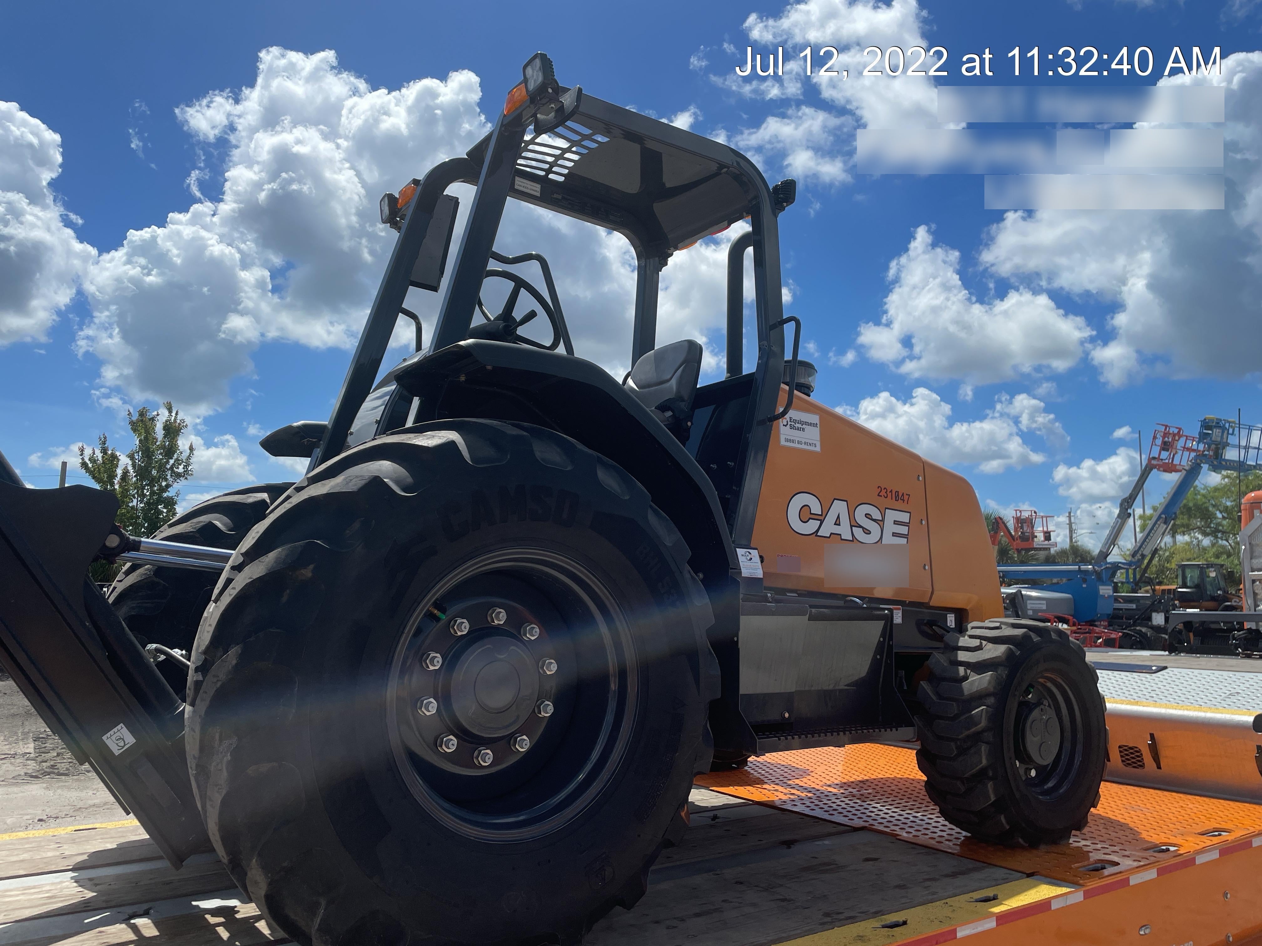 2022 CASE 586H