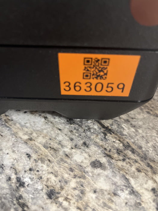 2024 MOTOROLA R7 DISPLAY