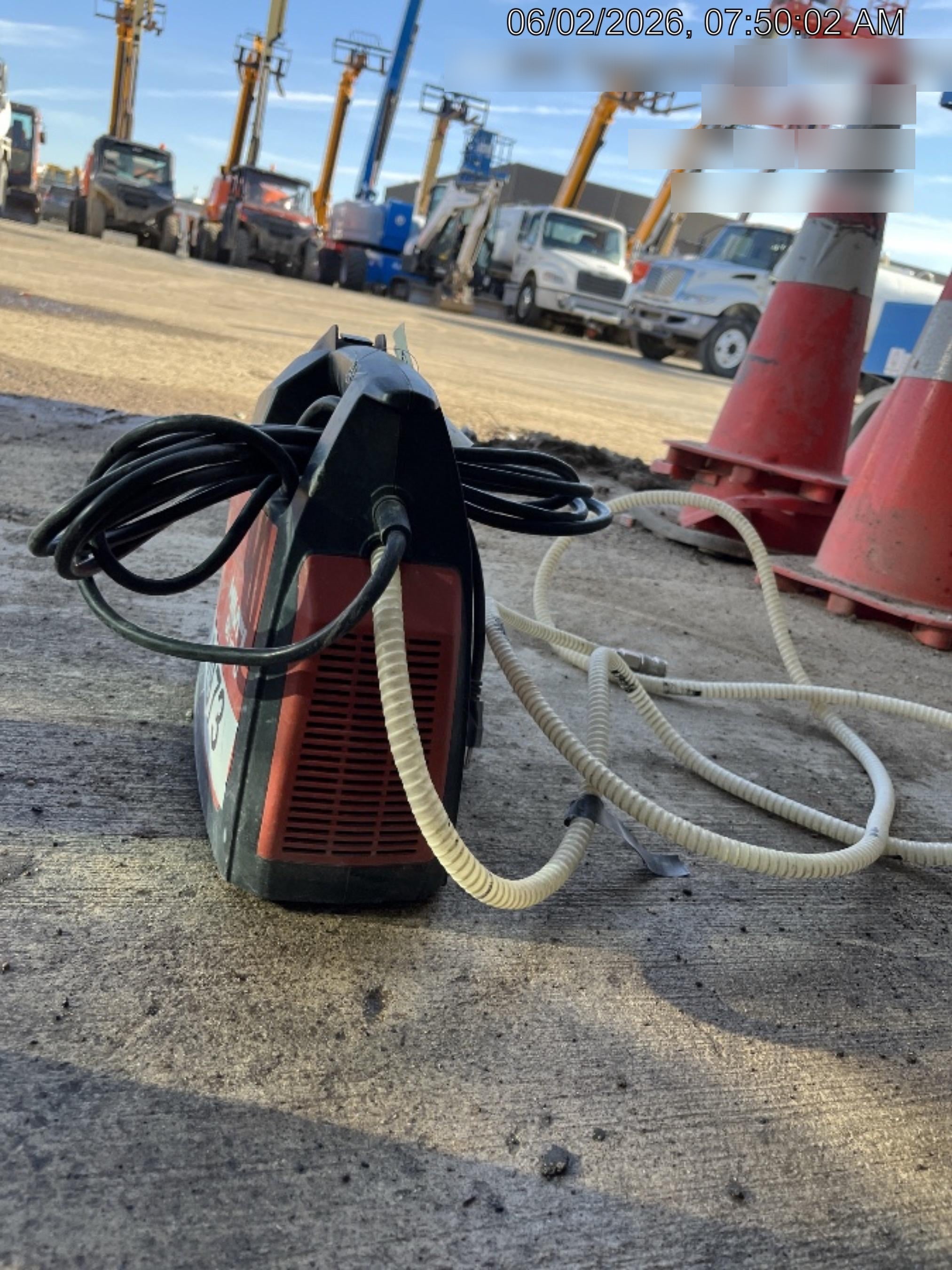 2020 HILTI DD250E