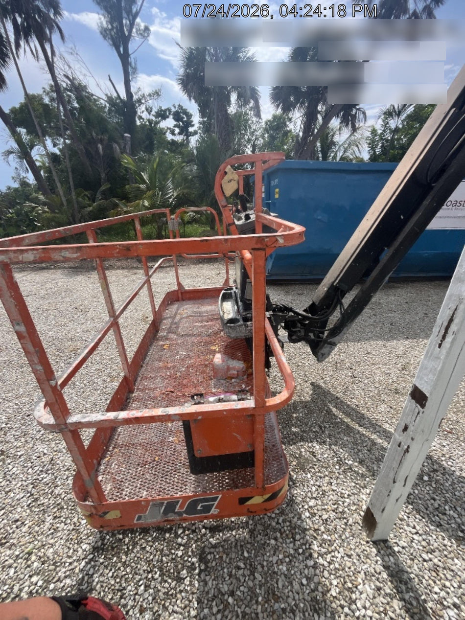 2023 JLG 460SJ