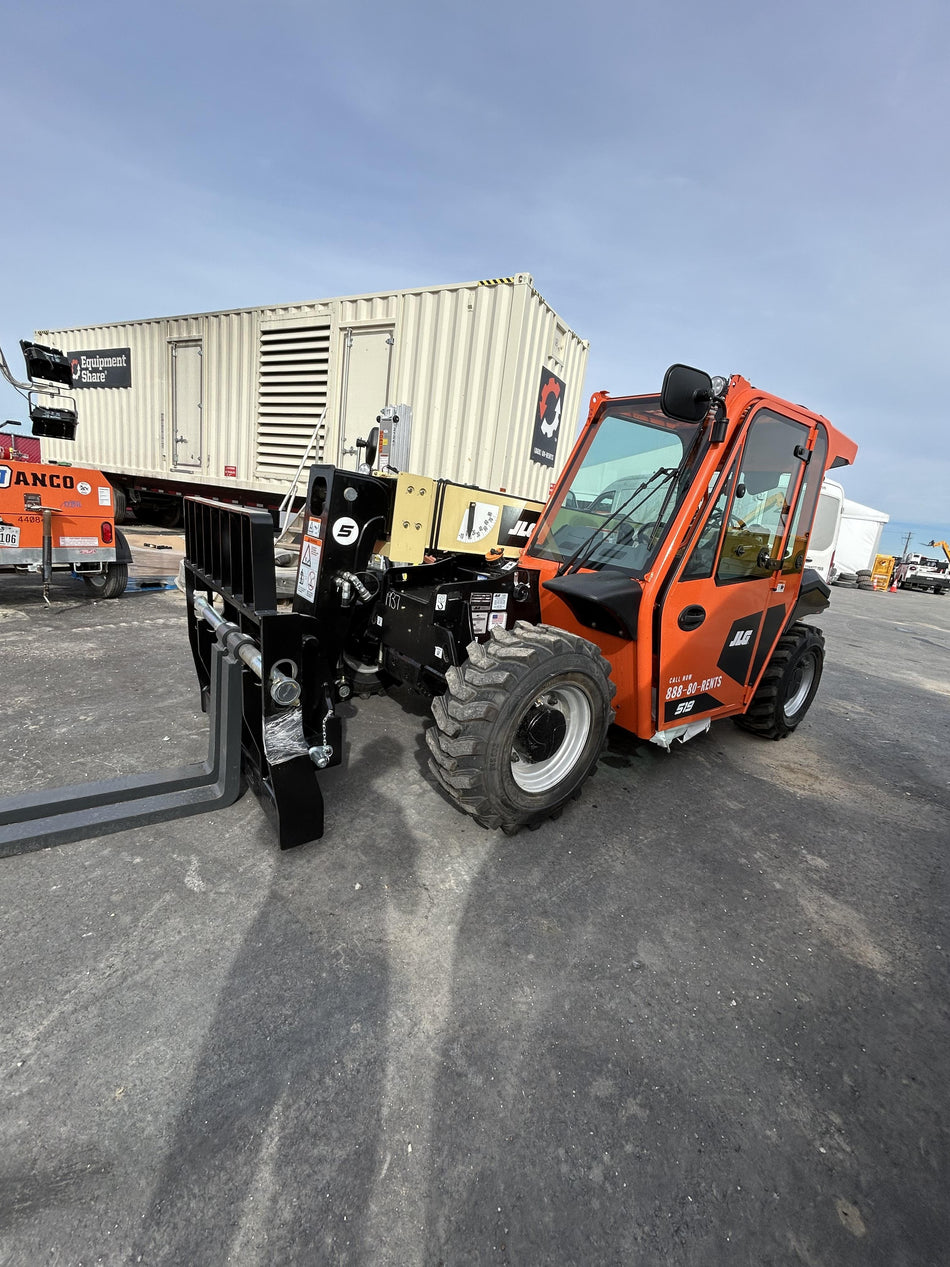 2026 JLG 519