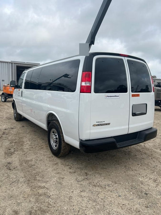2025 CHEVROLET Express Van - Rental