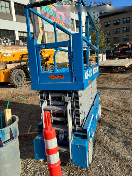 2022 GENIE GS-3232