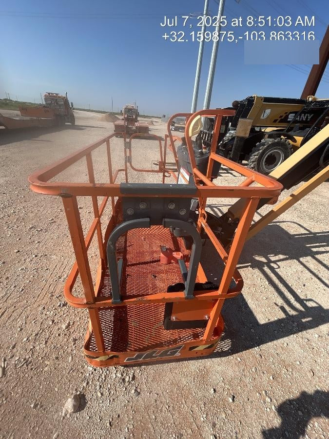 2022 JLG 460SJ