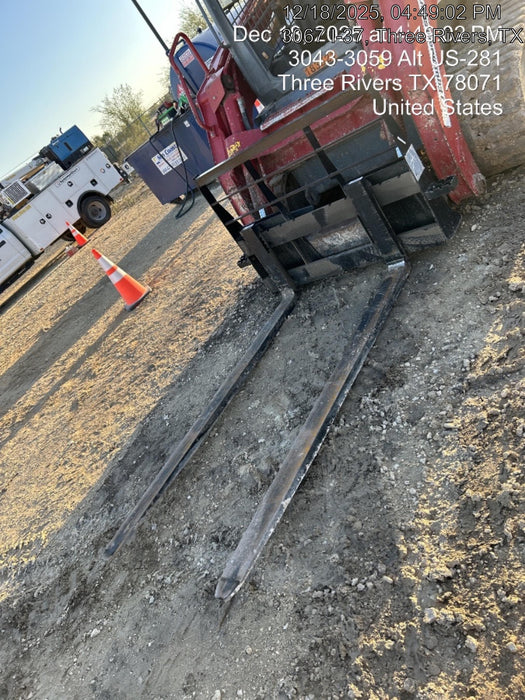 2025 ARROW MATERIAL HANDLING 24" Pallet Fork Frame